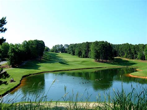 Bridgemill golf - BridgeMill Athletic Club is a resort-style golf, tennis and country club in Canton, Georgia. The golf course is semi-private and features an 18-hole championship course with state-of-the-art practice facilities and driving range. The par-72 layout was masterfully carved into the rolling terrain and plays to 7,110 yards from the championship tees.
